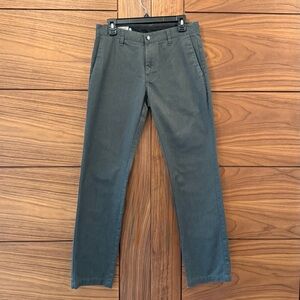 Volcom Men’s Flat Front Straight Leg Gray Chino Pants - Sz 30